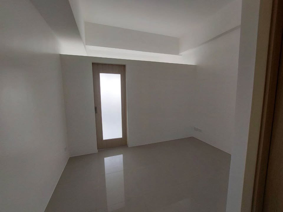 Unit 26F, Harbour Park Residences Tower One, Mandaluyong City