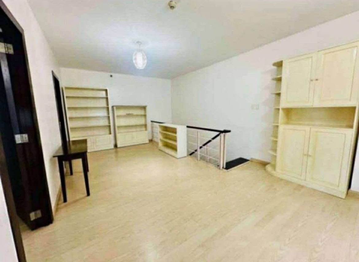 Unit 12, The Fort Residences, BGC, Taguig City