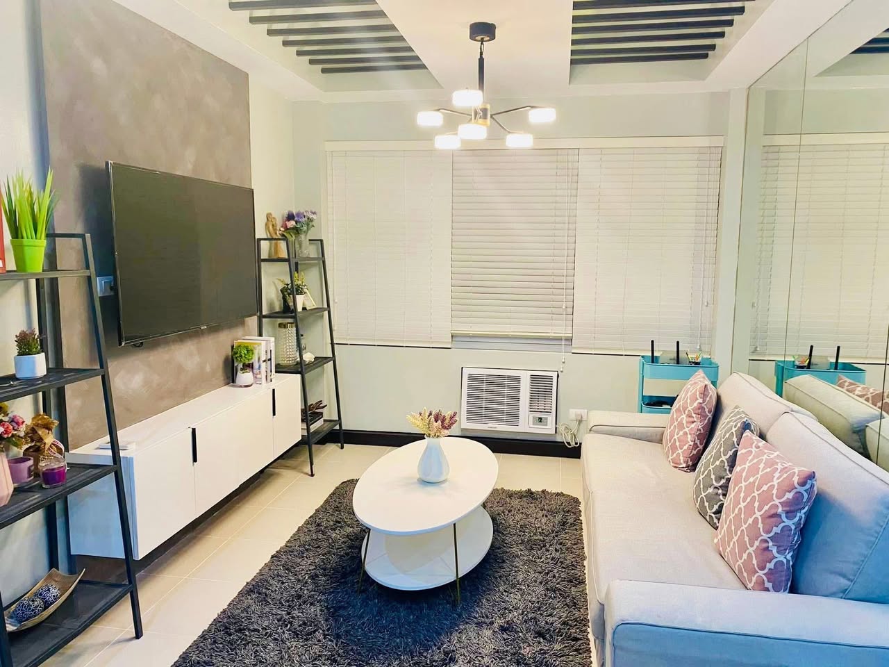 Unit 22, The Fairways Tower, BGC, Taguig City