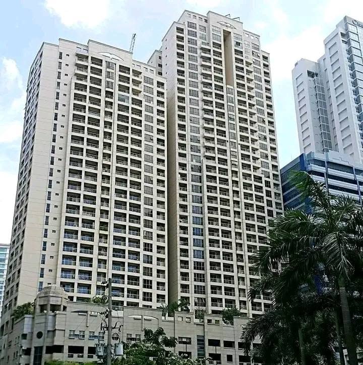 Unit 30, Signa Designer Residences Tower One, Salcedo Village, Makati City