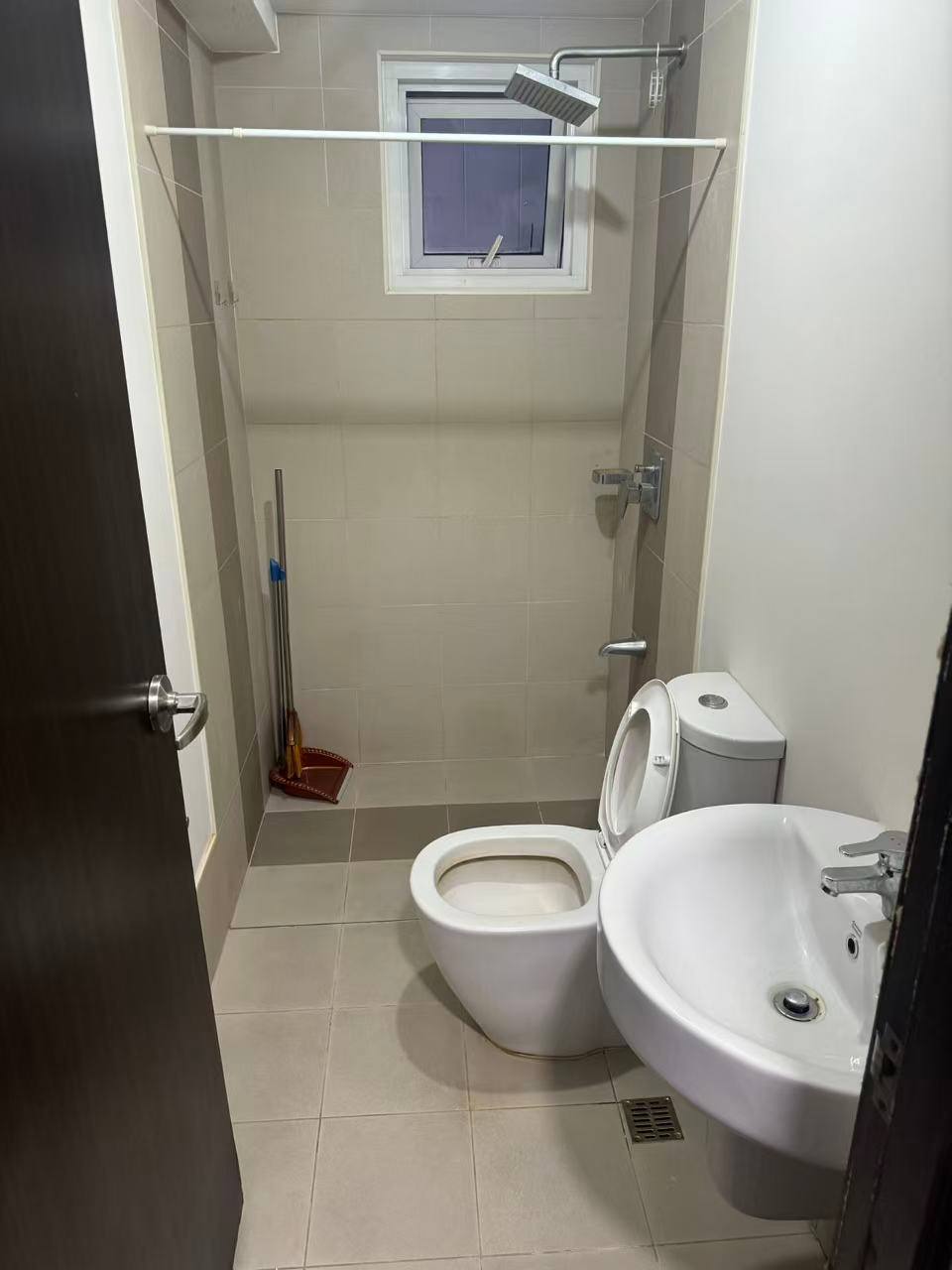 Lerato Tower Three, Makati City