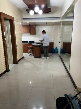 Unit 2, Forbeswood Heights Tower 5, BGC, Taguig City
