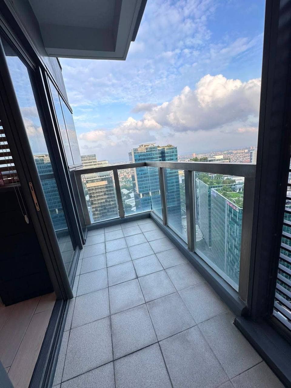 Uptown Ritz Residences Tower One, Uptown BGC, Taguig City