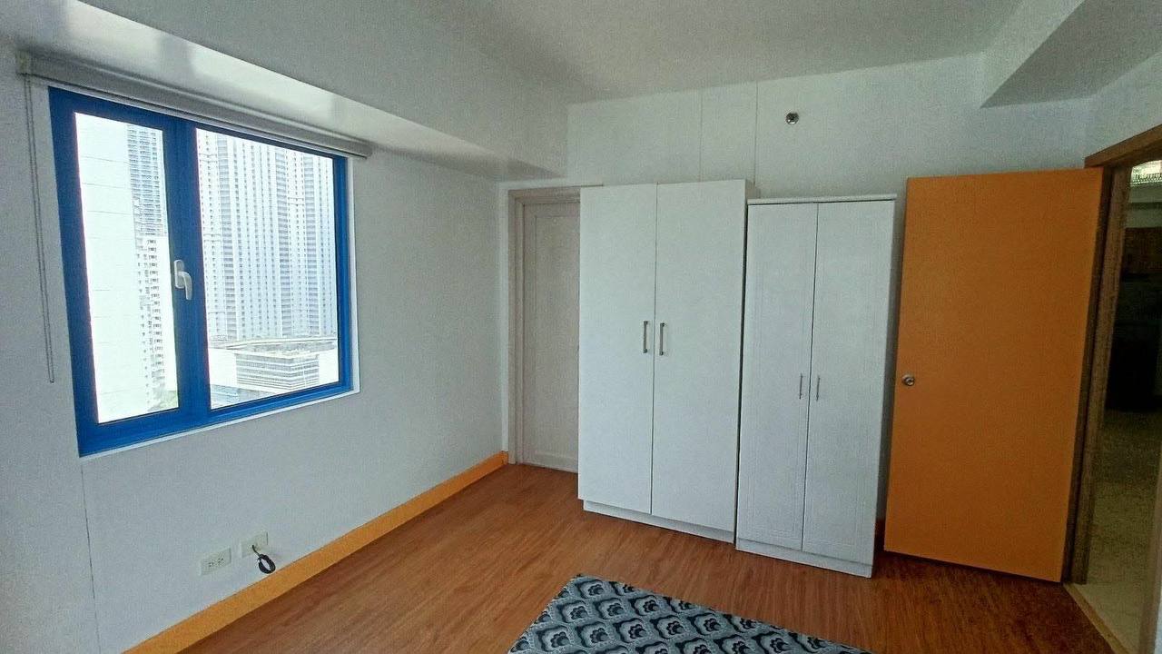 Unit 26, One Pacific Place, Salcedo Village, Makati City