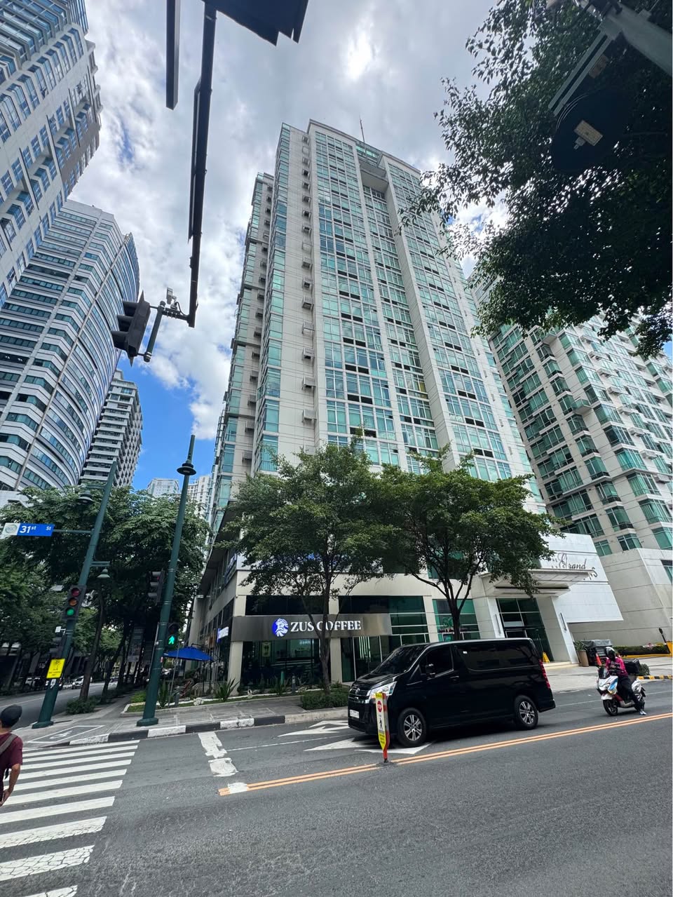 Grand Hamptons Tower One, BGC, Taguig City