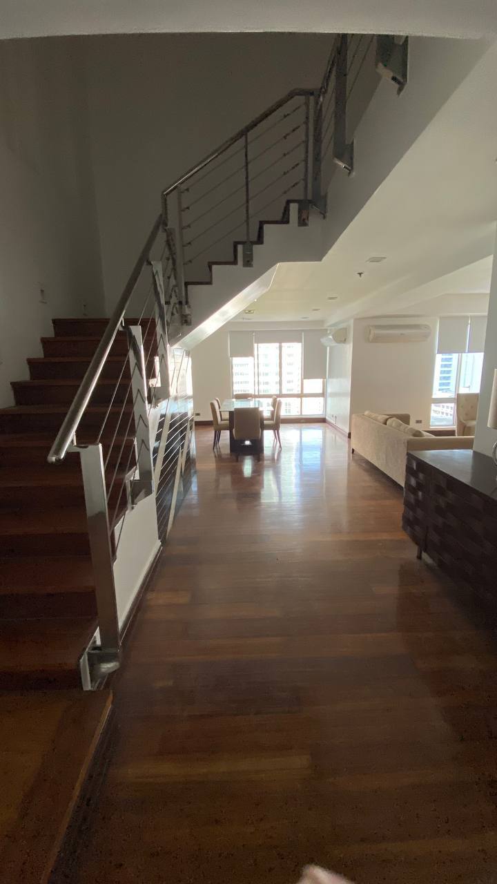One Salcedo Place, Salcedo Village, Makati City