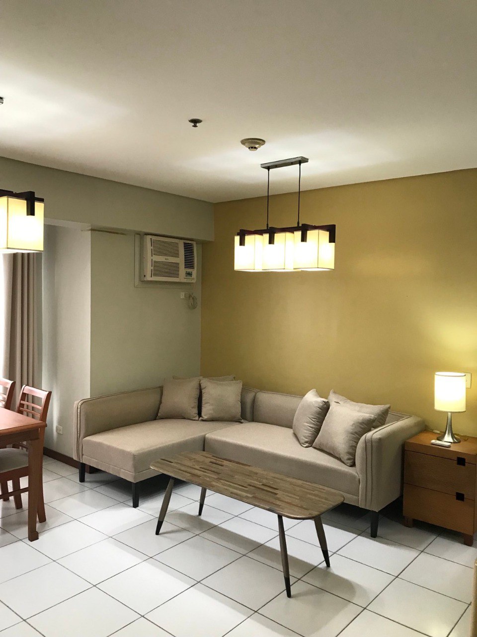 Unit 22, The Columns Ayala Tower One, Legazpi Village, Makati City