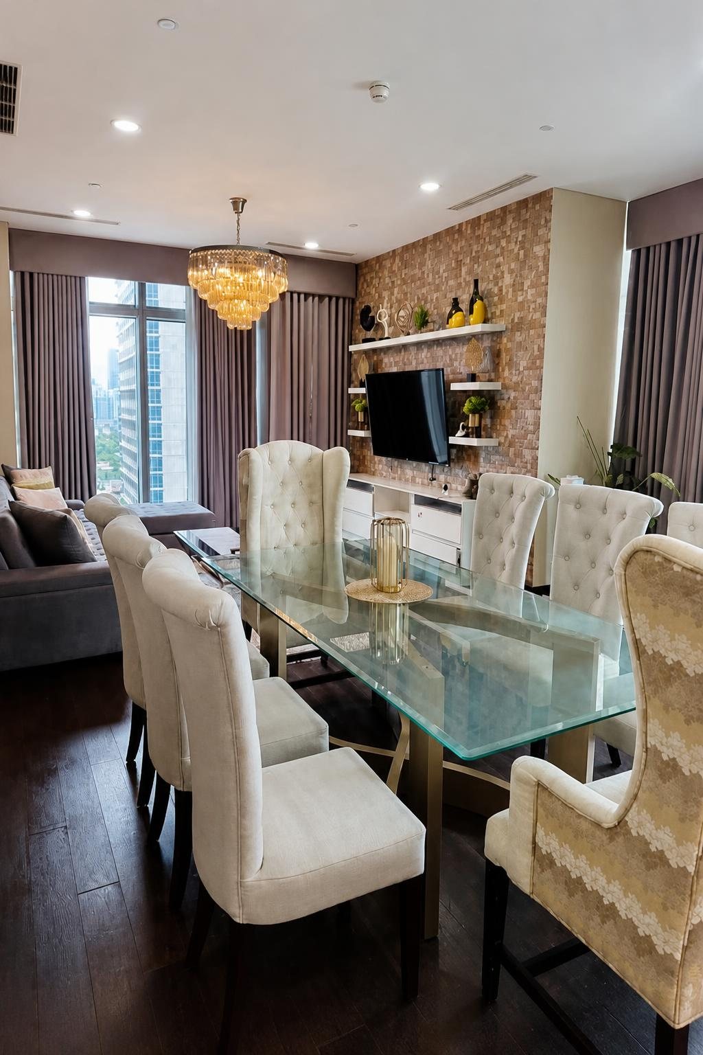 Unit 20, Trump Tower, Century, Makati City