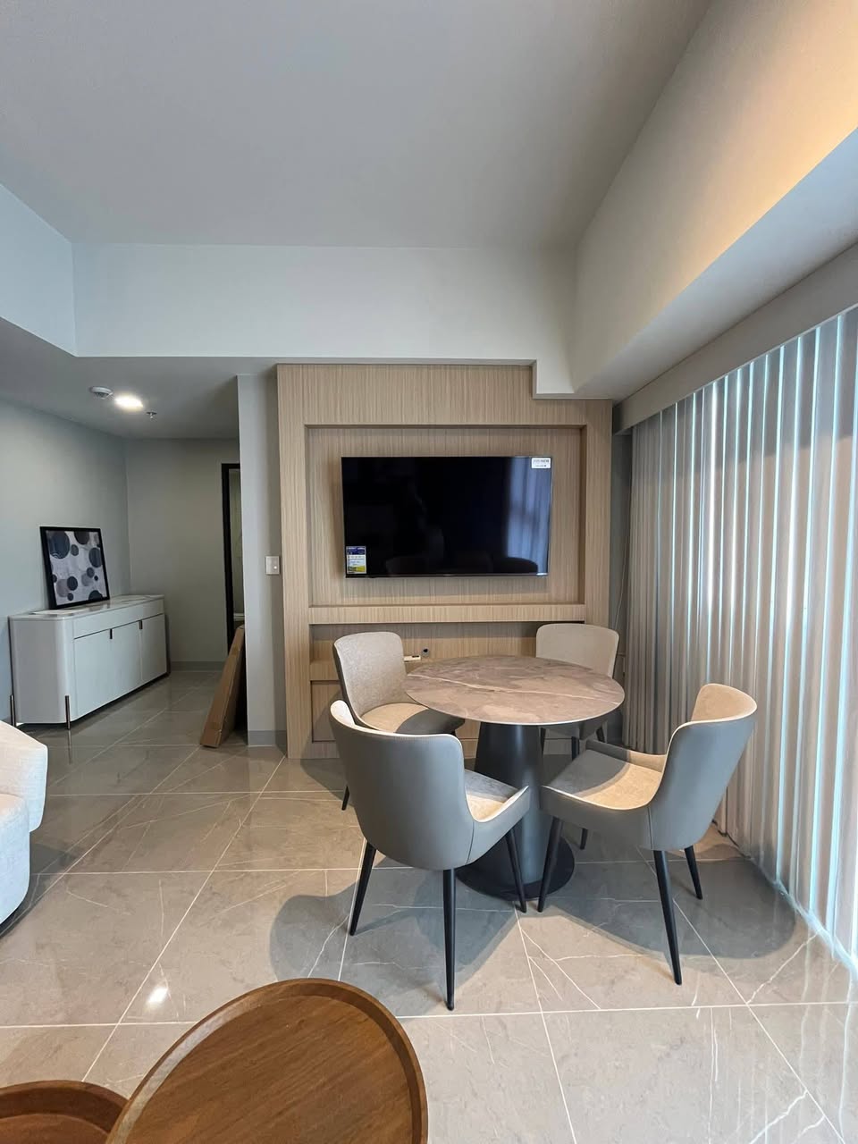 Unit 40, Uptown Arts Residences, Uptown BGC, Taguig City