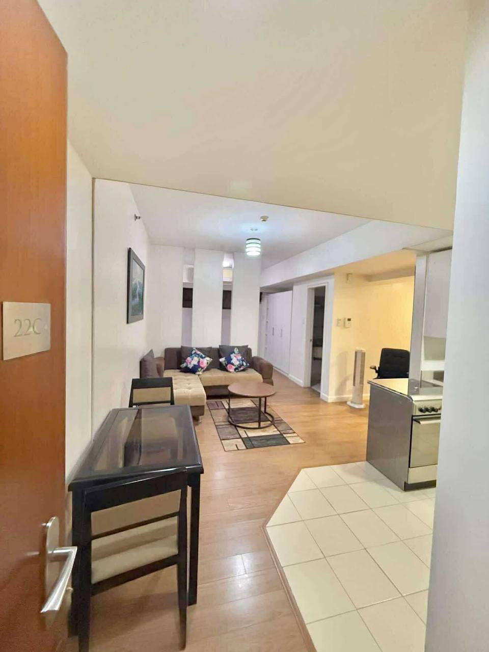 Unit 22, Grand Midori Tower One, Legazpi Village, Makati City
