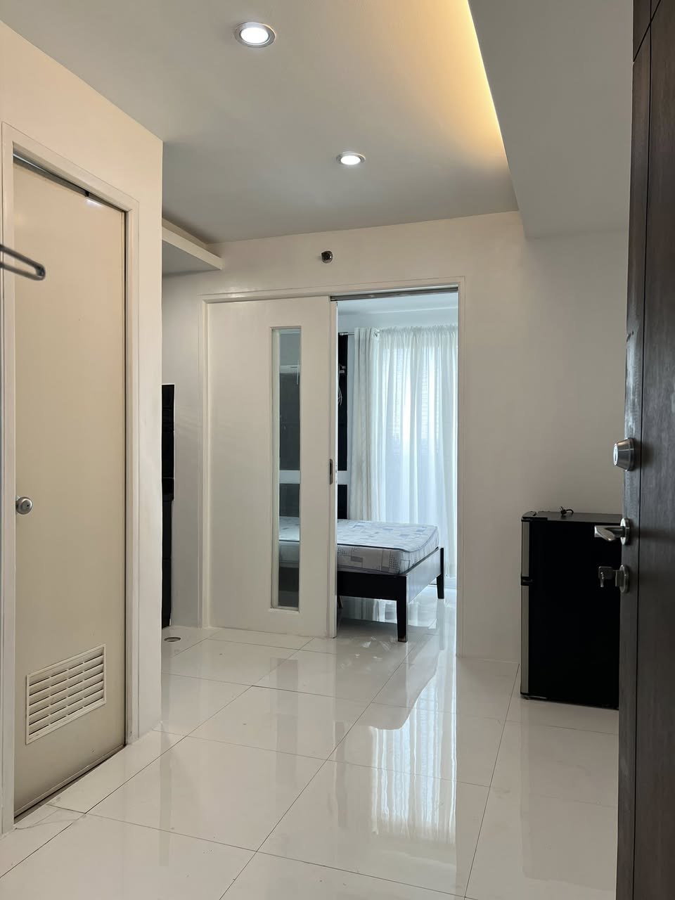 Laureano di Trevi Towers, Makati City