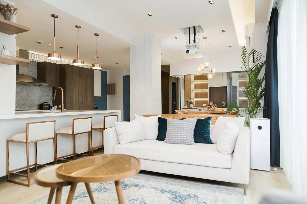 Unit 6, St. Moritz Private Estate, Taguig City