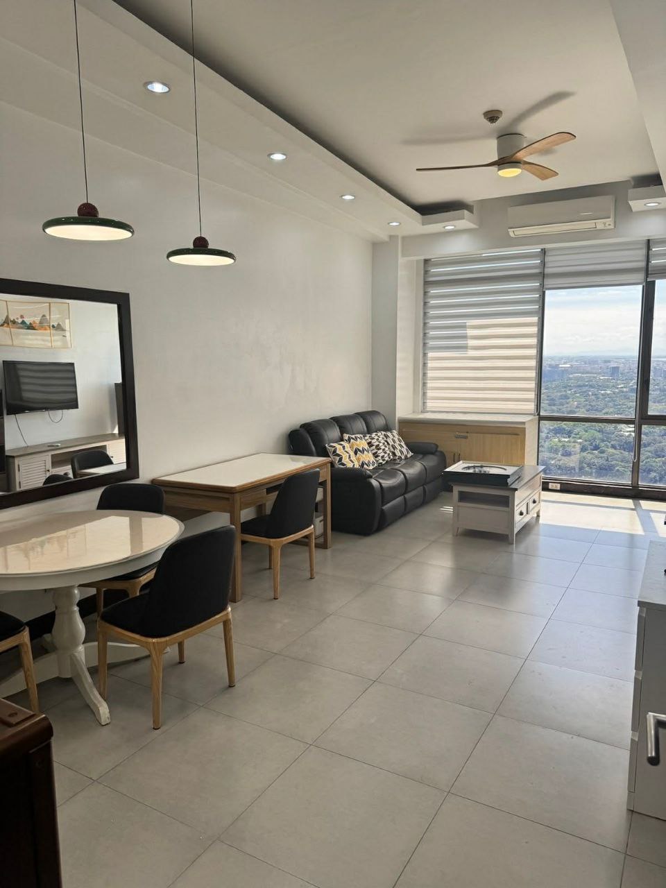 Unit 30, Bellagio Towers Tower One, BGC, Taguig City