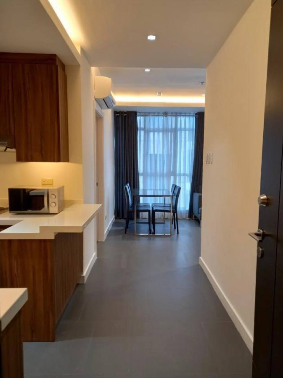 Crescent Park Residences North Wing, Taguig City