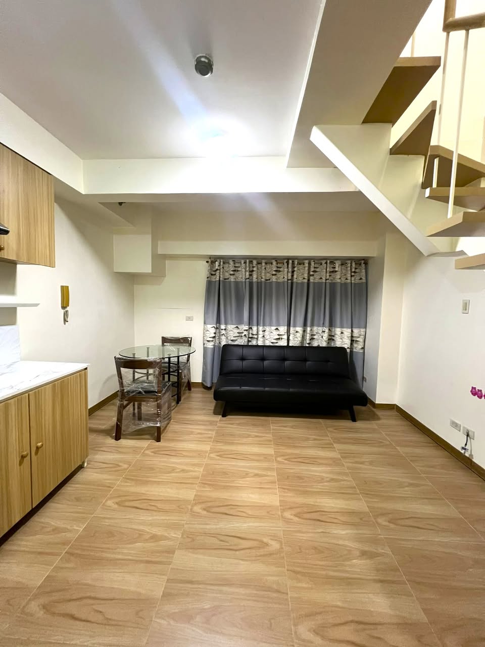Unit 2, East of Galleria Place, Ortigas Center, Pasig City