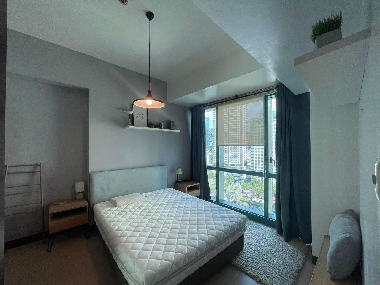 Unit 16, Eight Forbestown Road, BGC, Taguig City
