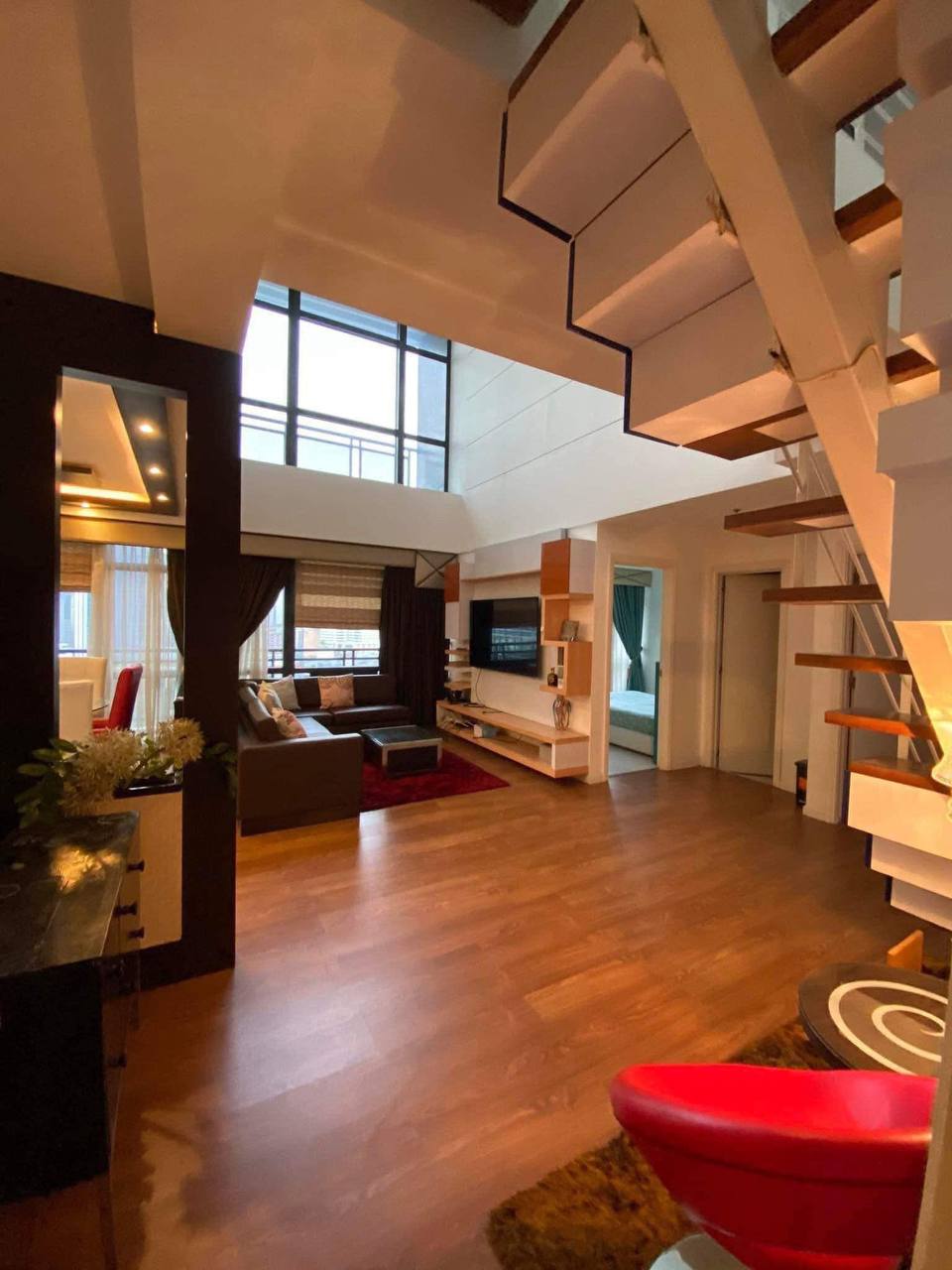 Unit 18, Gramercy Residences, Century, Makati City