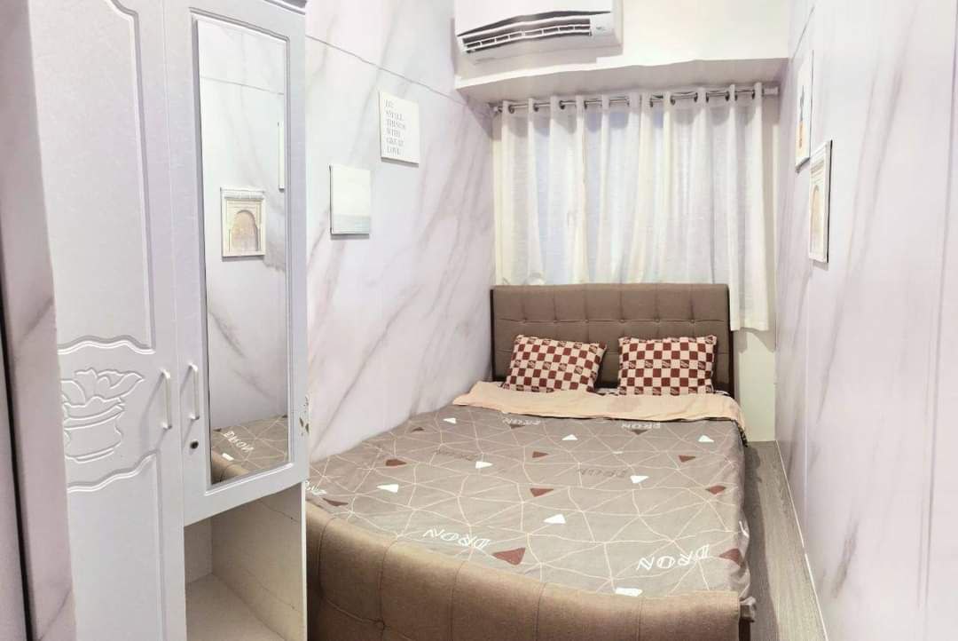 Unit 37, Air Residences Tower One, Makati City