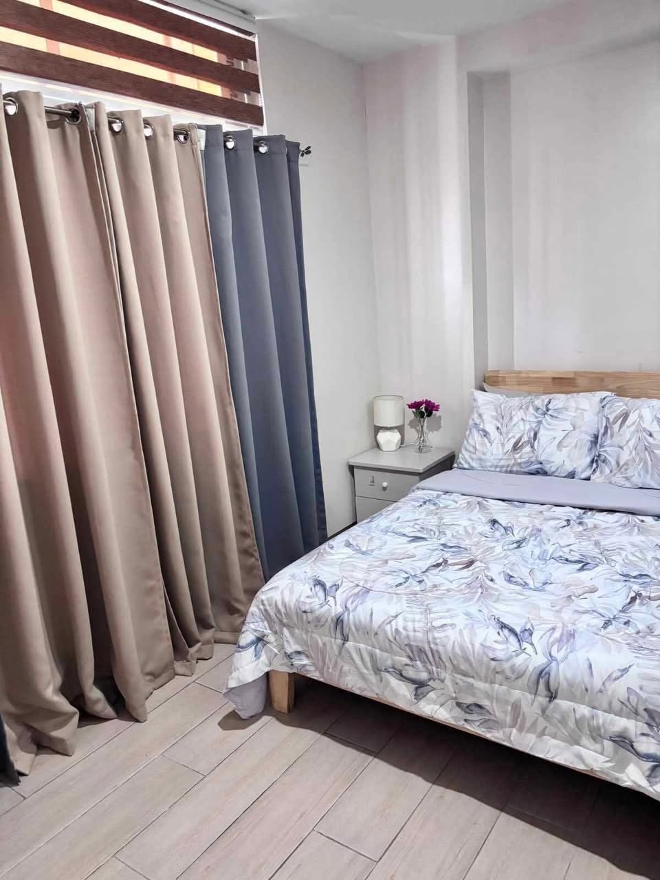 Unit 20, San Antonio Residences, Makati City