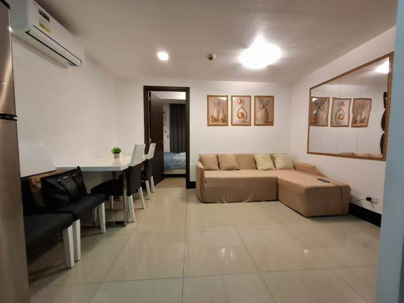 Greenbelt Excelsior, Legazpi Village, Makati City