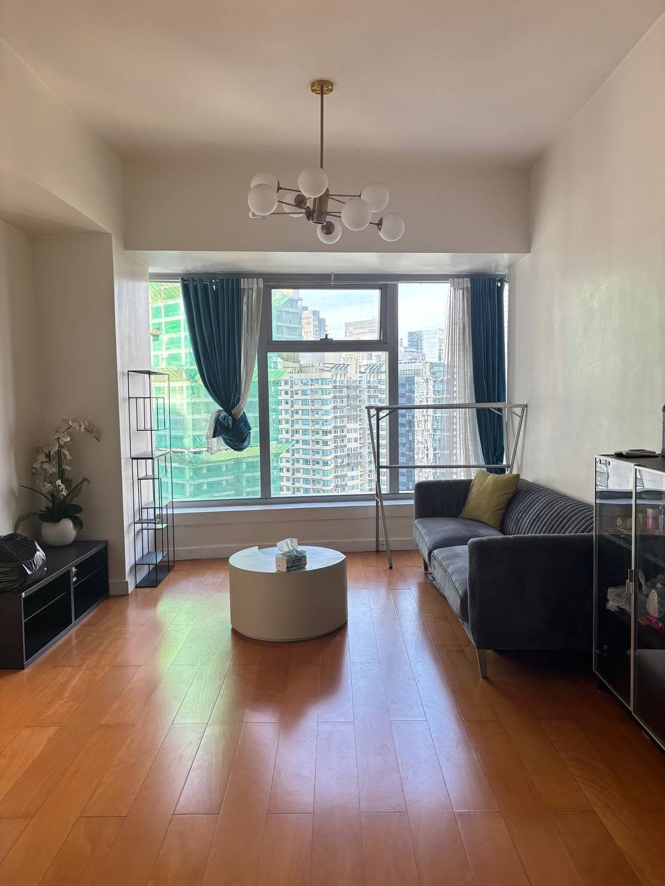 Unit 25, The Beaufort, BGC, Taguig City