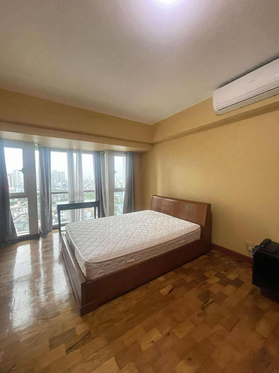 Unit 28, The Manansala, Rockwell Center, Makati City
