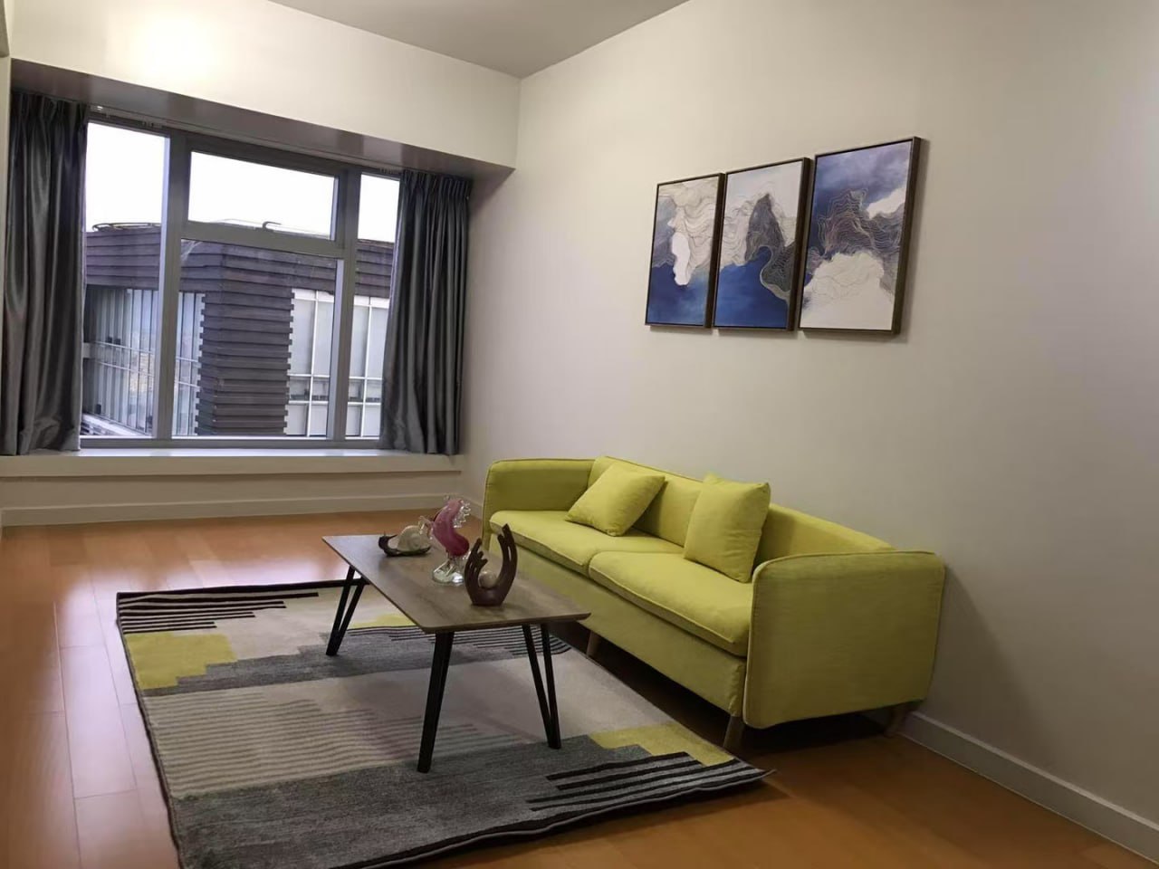 Unit 32, The Beaufort West Tower, BGC, Taguig City