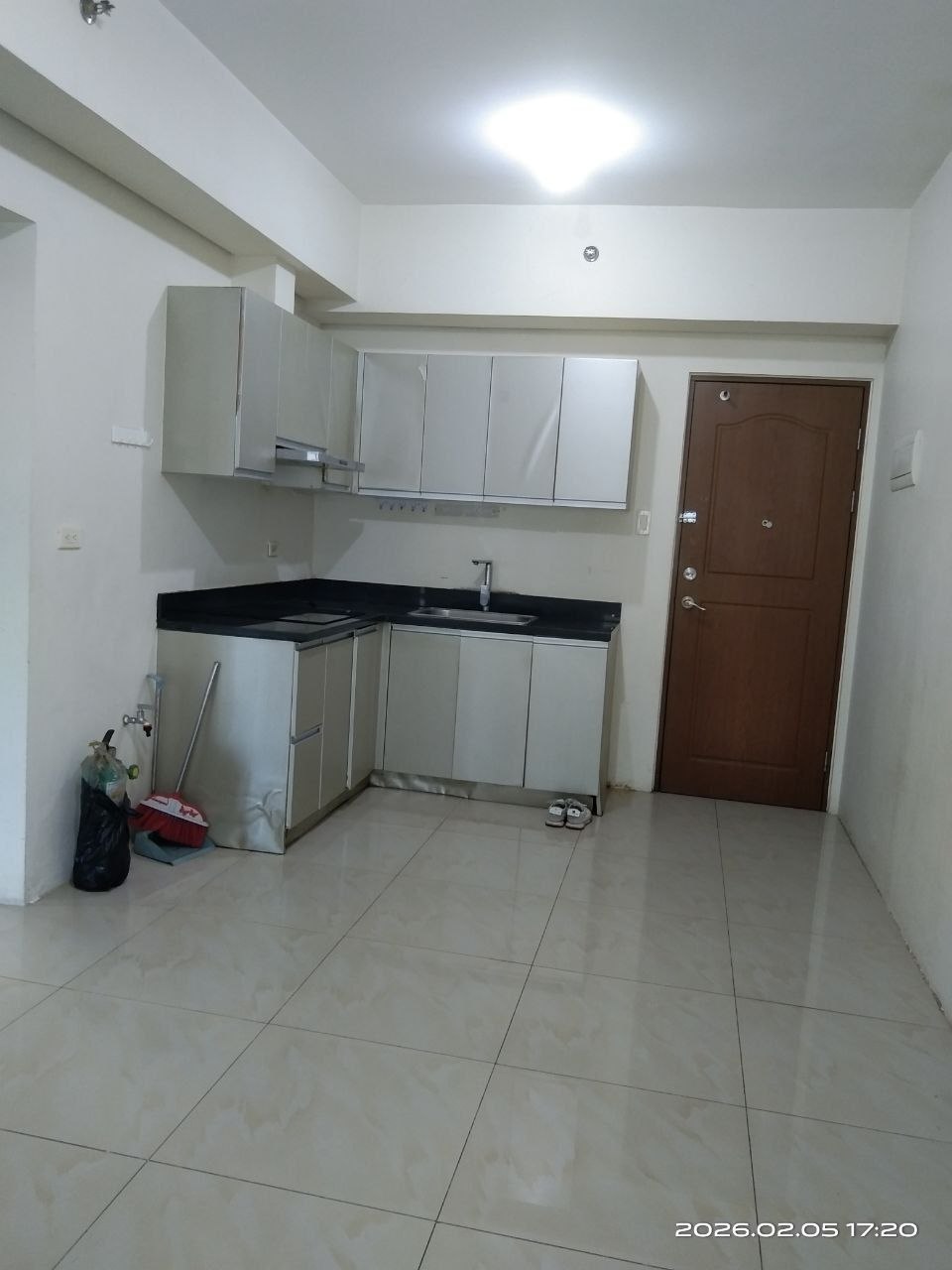 Unit 16, The Beacon Tower Three, Legazpi Village, Makati City