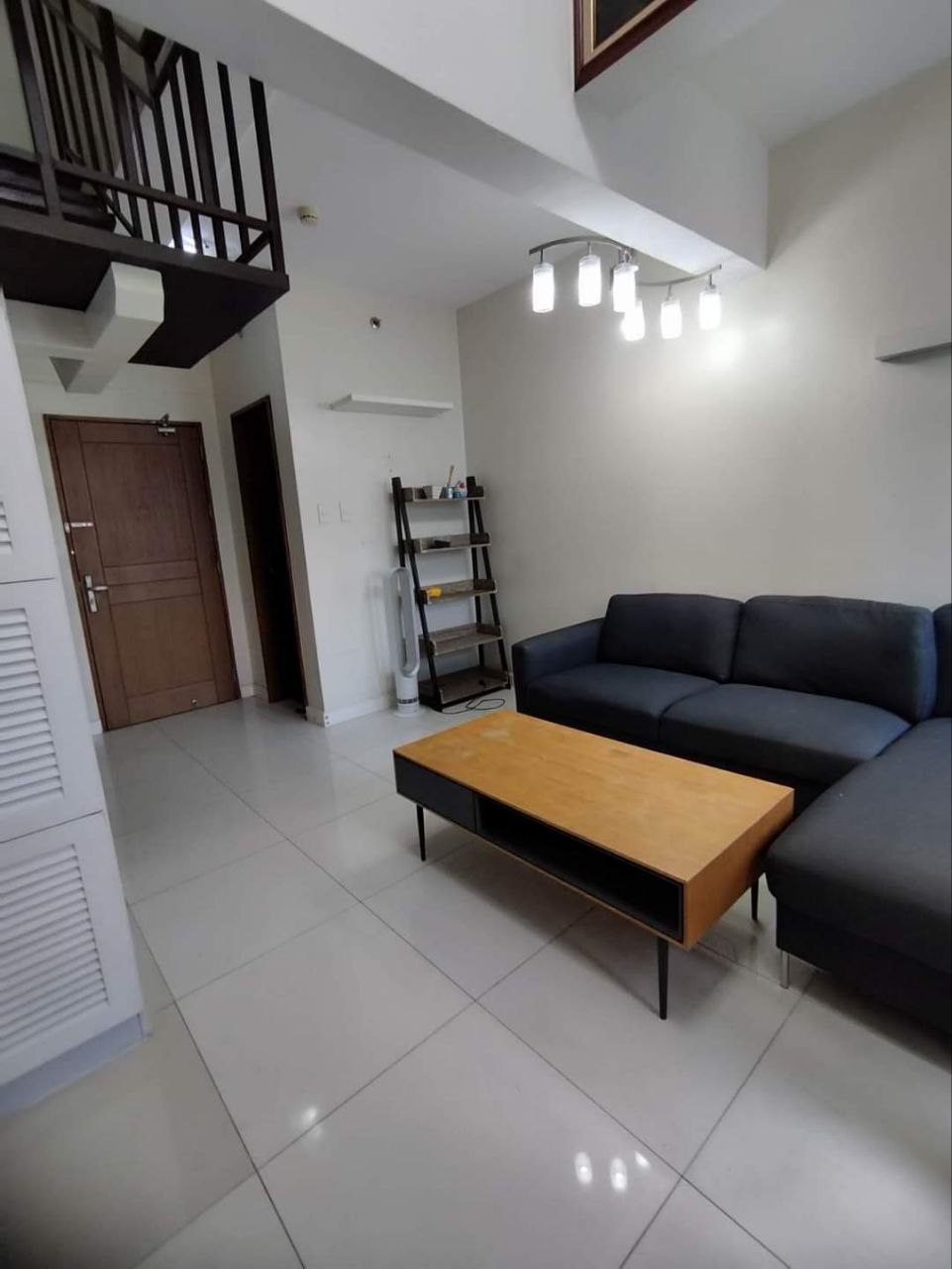 Unit 16, Eton Parkview at Greenbelt, Legazpi Village, Makati City