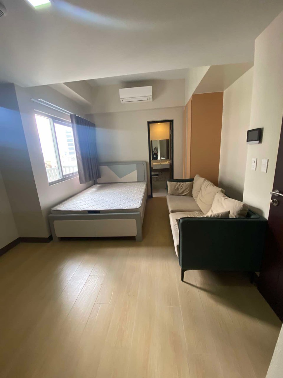 Unit 22, The Ellis Makati, Makati City