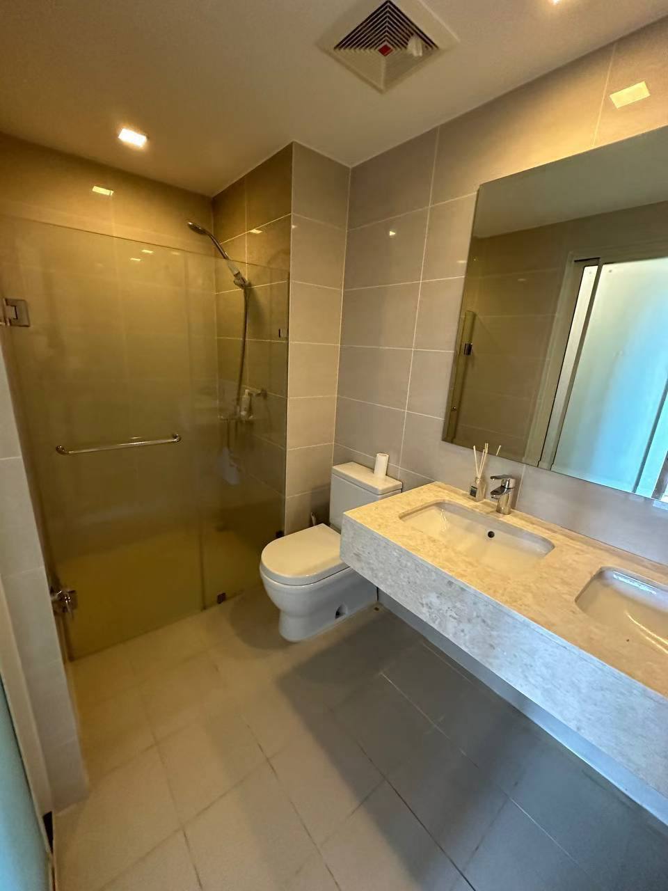 St. Moritz Private Estate Cluster2-2c, BGC, Taguig City