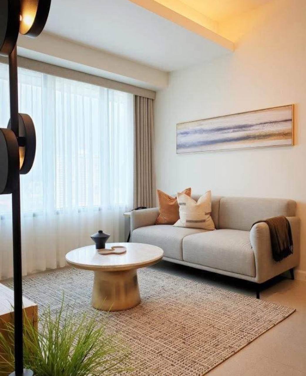 Unit 25, One Rockwell East Tower, Rockwell Center, Makati City