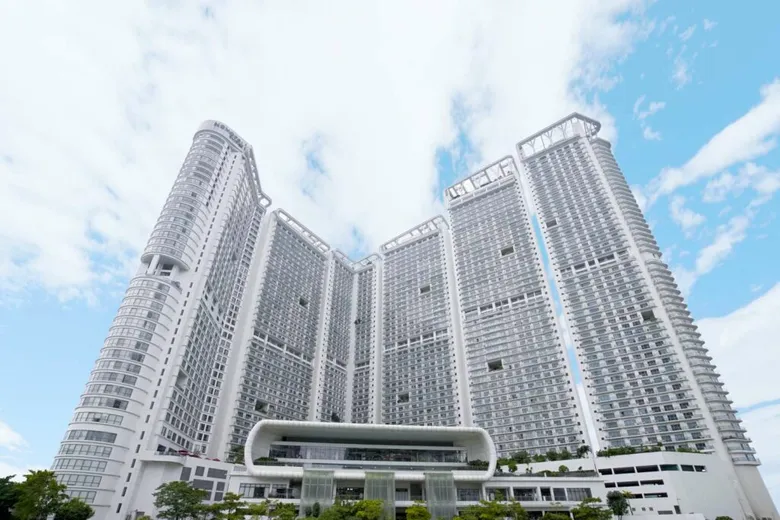 Acqua Private Residences