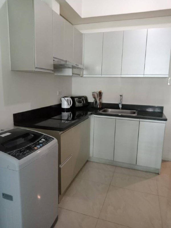 Unit 19, The Beacon Tower Three, Legazpi Village, Makati City