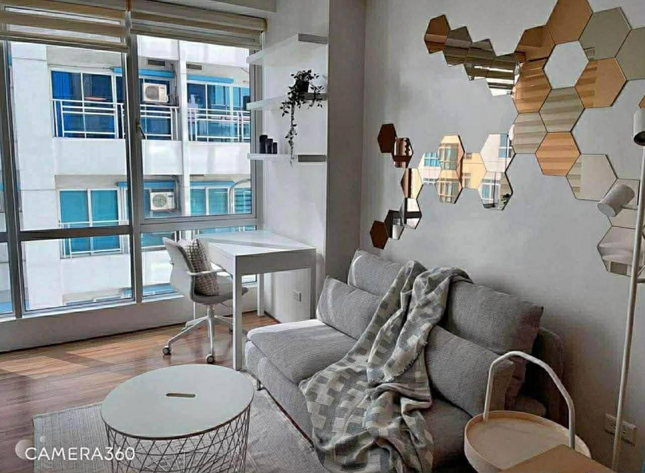 Unit 11, Grand Hamptons Tower Two, Taguig City