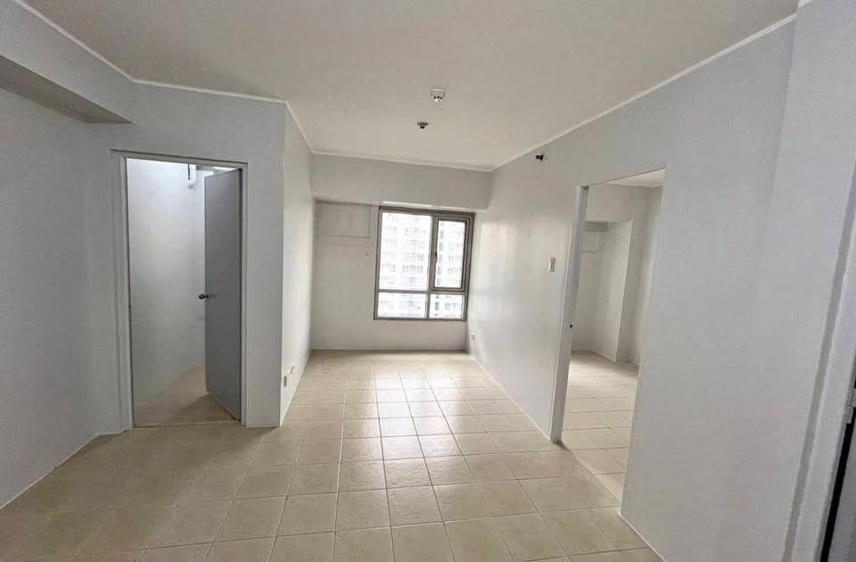 Unit 22F, Avida Towers Makati West Tower One, Makati City
