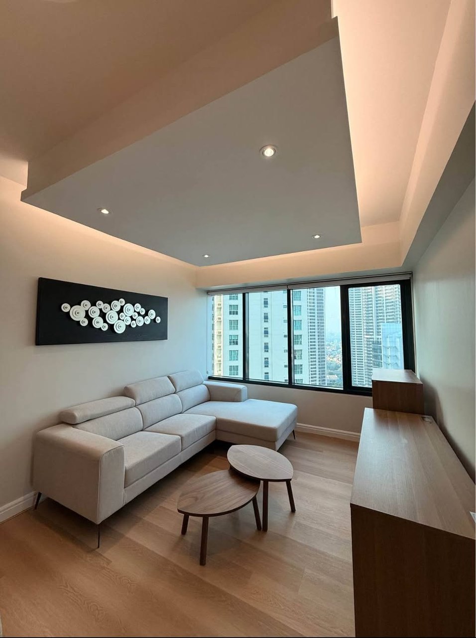Unit 30, One Rockwell East Tower, Rockwell Center, Makati City