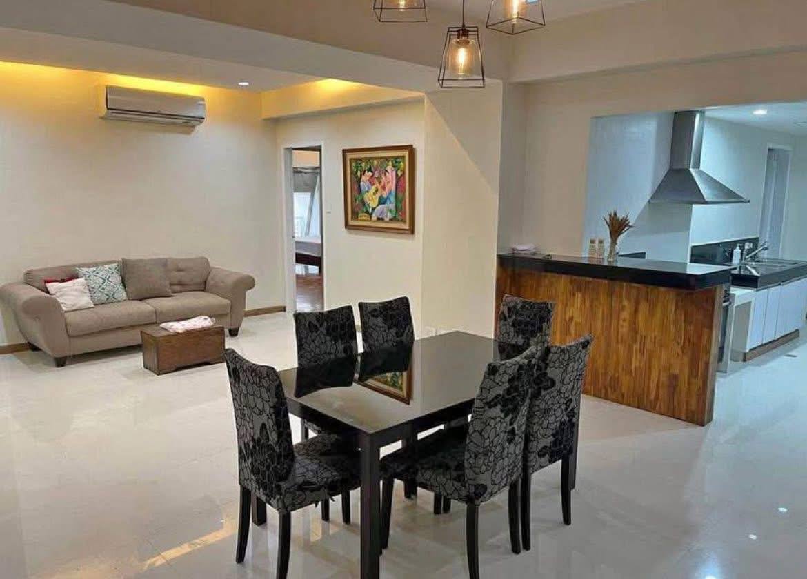 Unit 9, Le Triomphe Condominium, Makati City