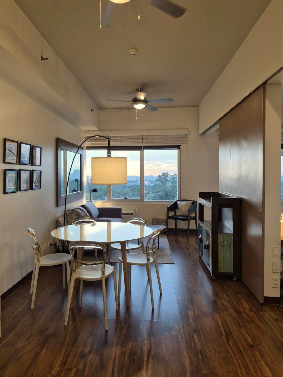 Unit 9, The Fairways Tower, Taguig City