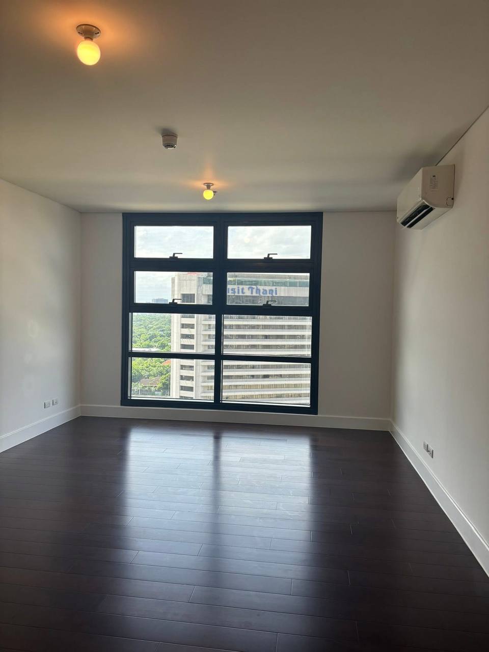 Unit 17, Garden Towers, Legazpi Village, Makati City