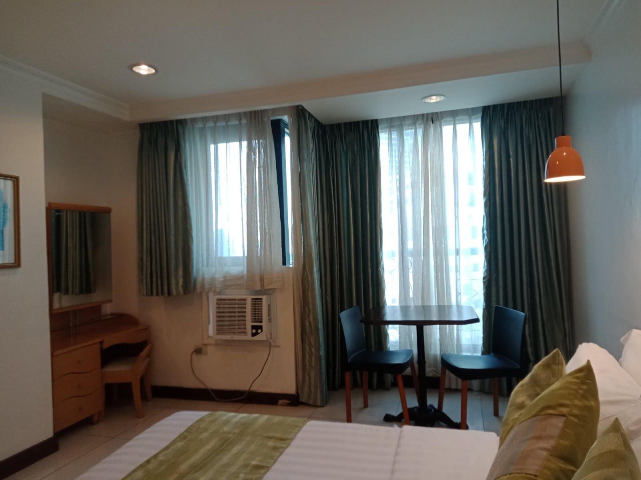 Alphaland Makati Place Tower Three, Legazpi Village, Makati City