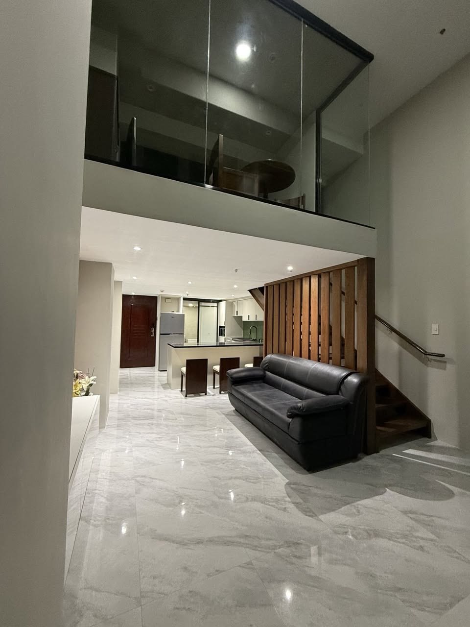 Unit 26, Fort Palm Springs Condominium West Tower, BGC, Taguig City