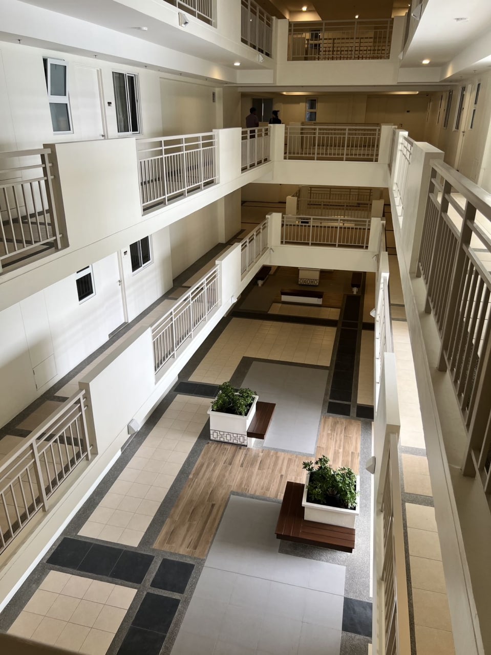 Unit 4131, Two Serendra Aston Tower, BGC, Taguig City