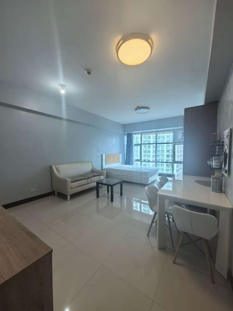Greenbelt Madison 16c, Legazpi Village, Makati City