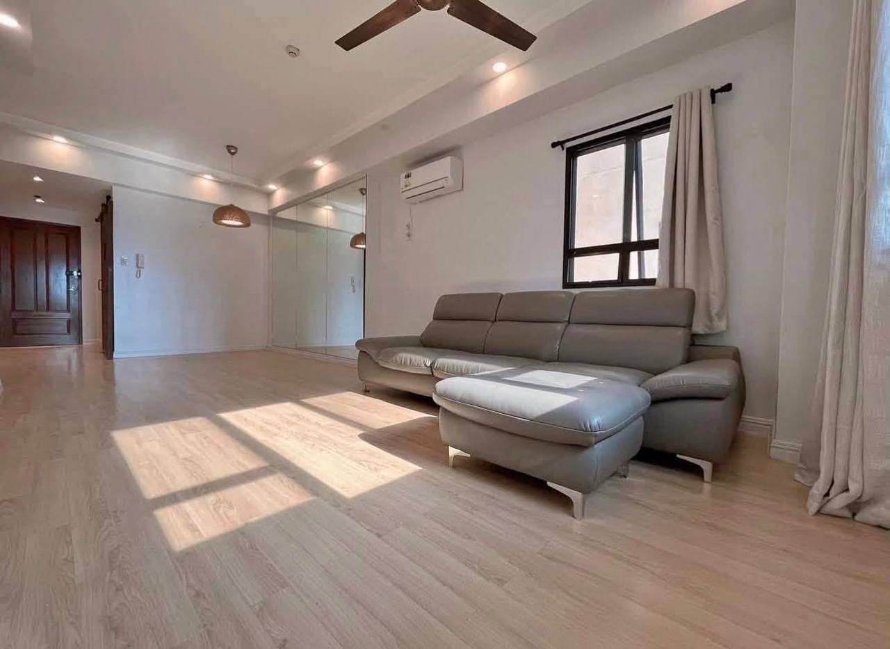 Unit 9, Penhurst Parkplace, BGC, Taguig City