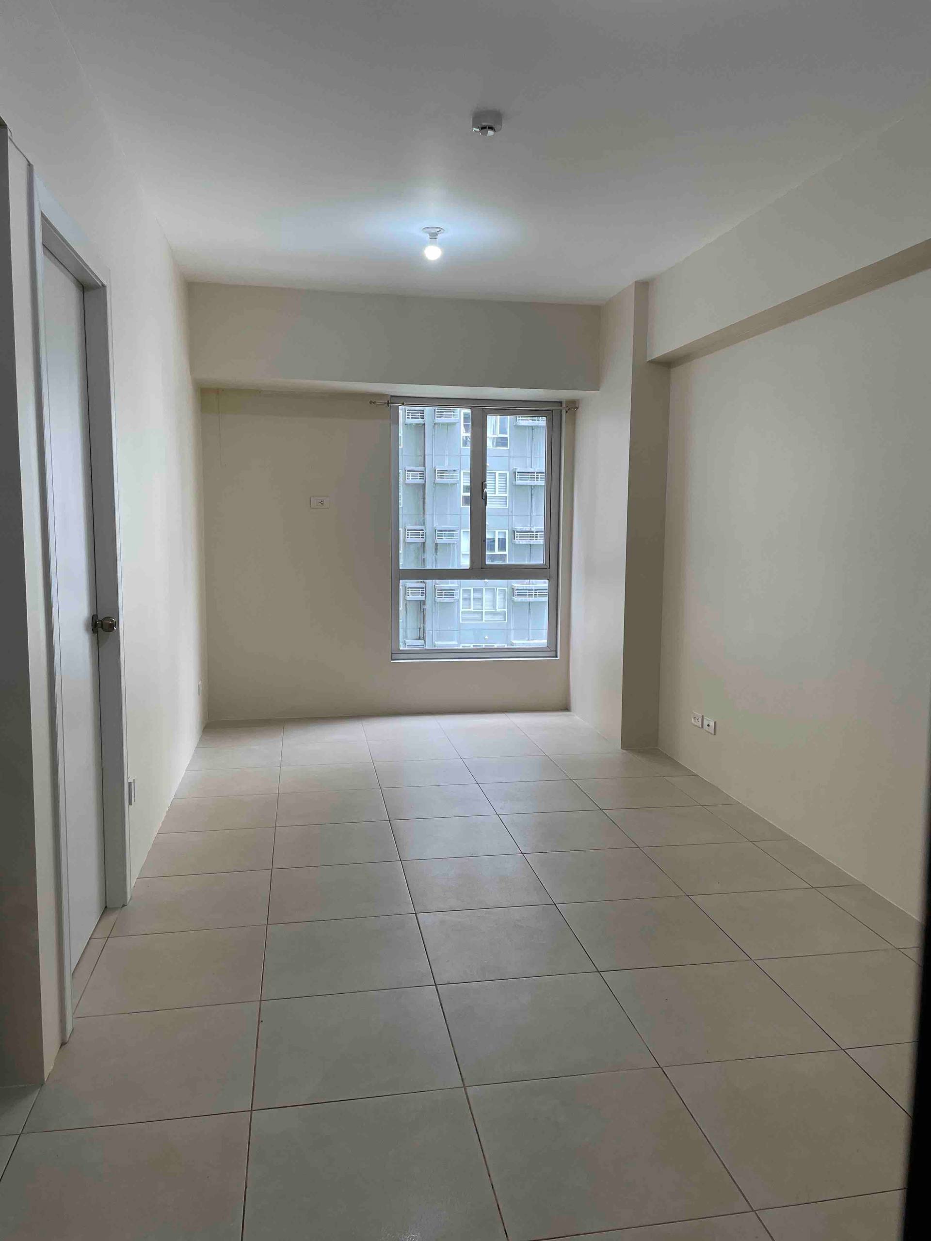 Unit 5, Avida Towers Thirty Fourth Tower One, BGC, Taguig City